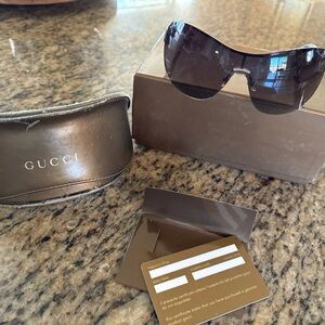 Vintage Gucci Dark Brown Shield Sunglasses